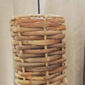 Gevlochten rieten lamp
